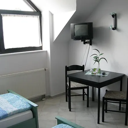Gasthof Zur Linde Hotel 3*