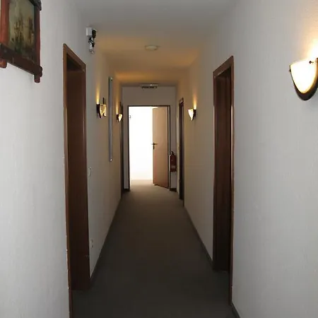 Gasthof Zur Linde Hotel 3*